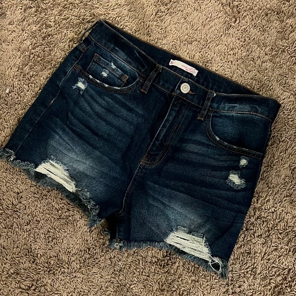 Blue Jean shorts - Picture 1 of 3